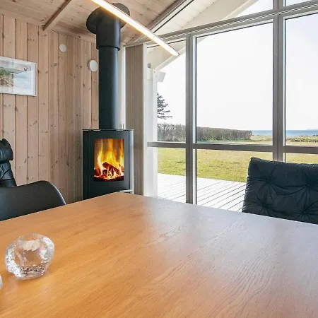7 Person Holiday In *